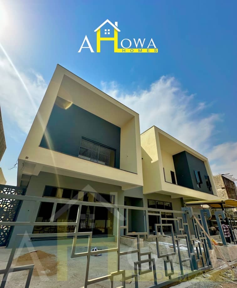 Fully detached duplex 